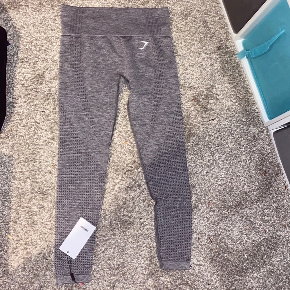 Grey gym shark leggings
